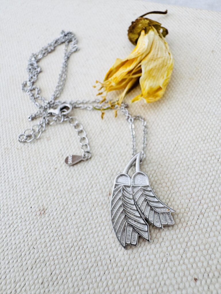 Kowhai pendant necklace_front